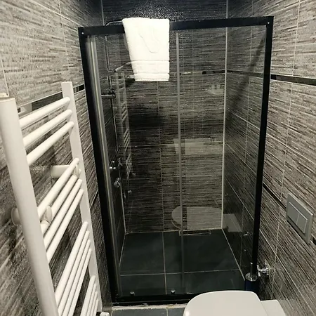 Alee Beyzar Hotel