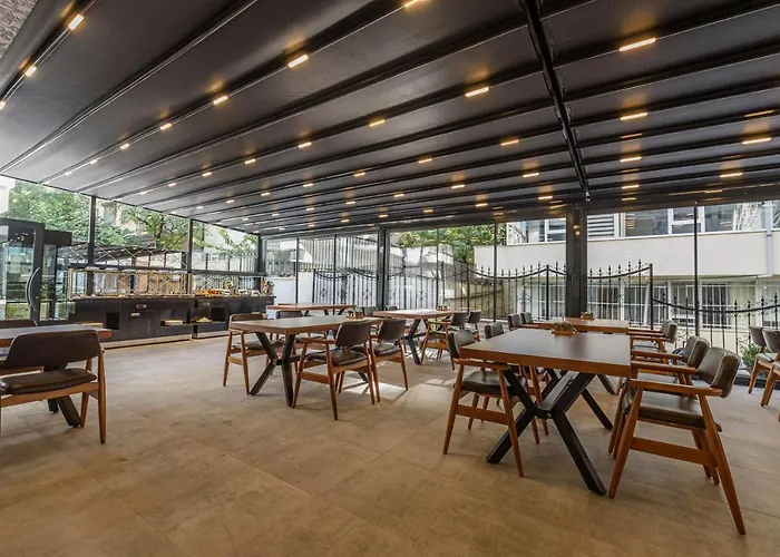 Ds Regulus מלון *