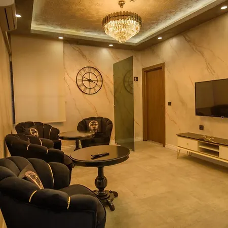 Alee Beyzar Hotel *